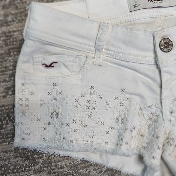 Hollister denim shorts - Picture 4 of 10